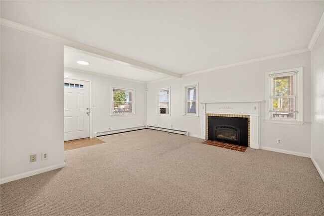 Building Photo - 1700 Mt Hope Ave