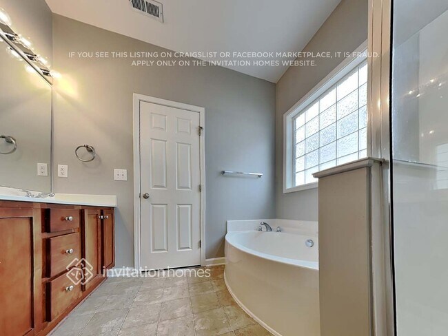 Building Photo - 170 Plott Hound Dr