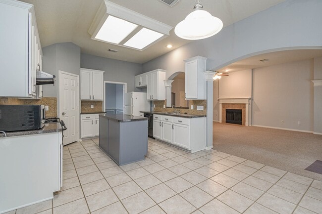 Building Photo - 430 Spindle Ridge Dr