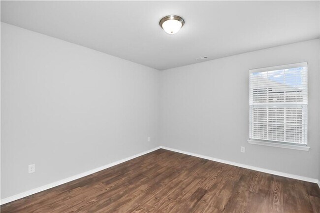 Building Photo - Great home near Bentonville West