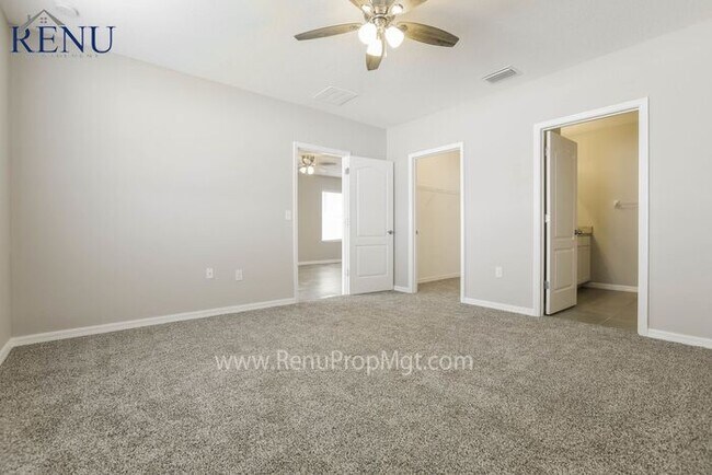 Building Photo - Fall Special: 1/2 off your first month! Av...