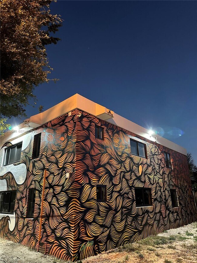 Building Photo - 190 NW 69th St