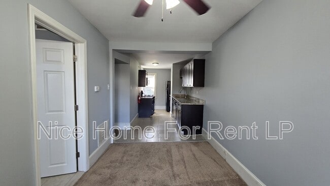 Building Photo - 64 Simpson Ave