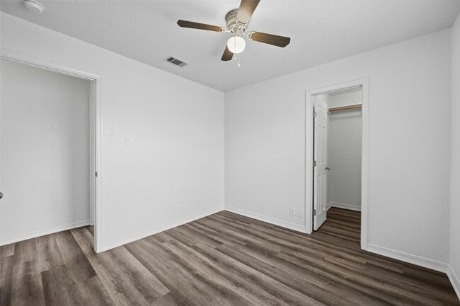 2nd Bedroom - 502 Rockmoor Dr