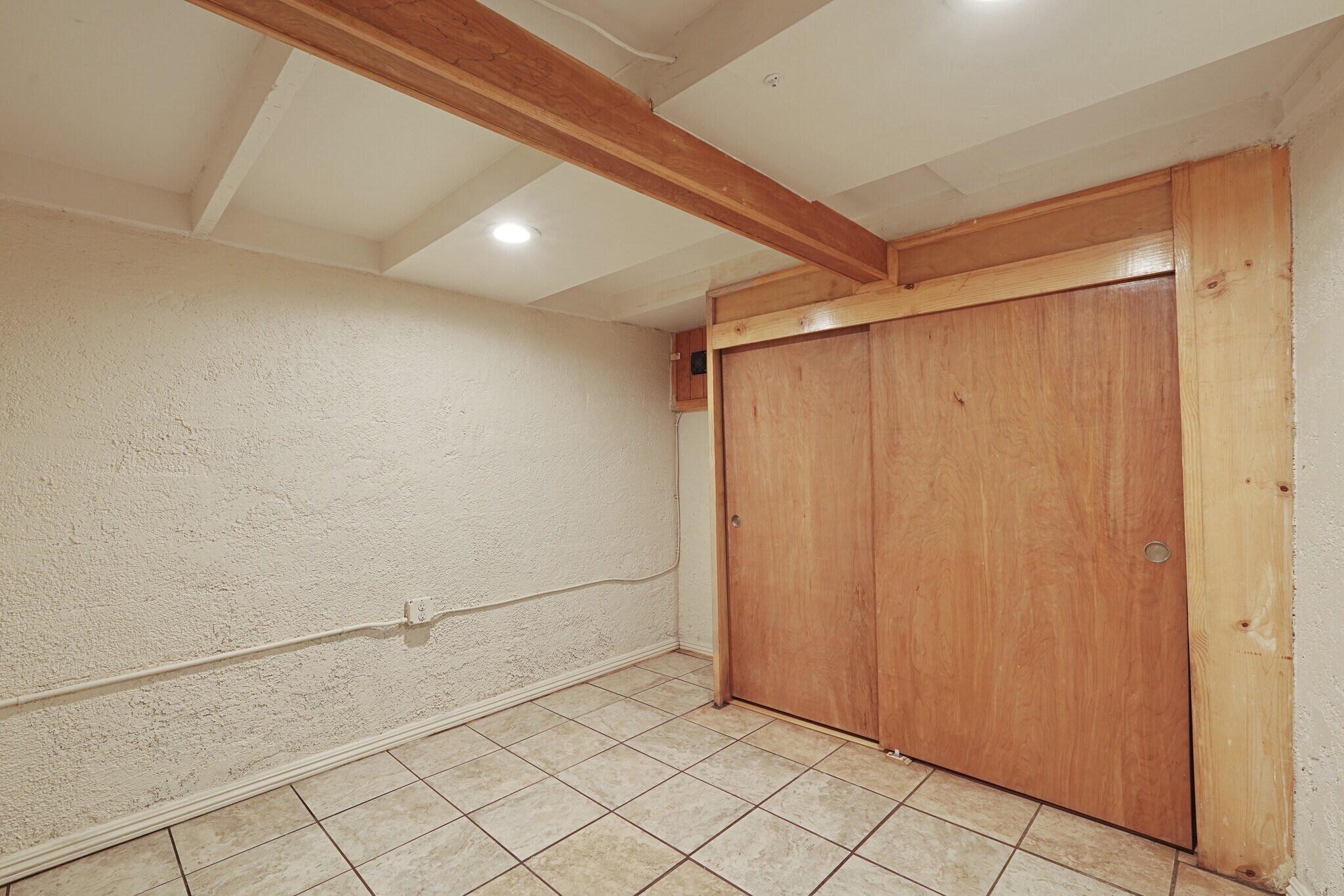Basement - 324 Flora St