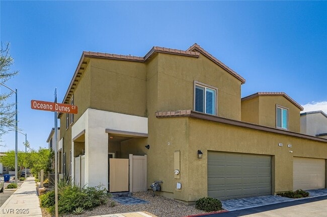 Building Photo - 12800 Oceano Dunes Ct