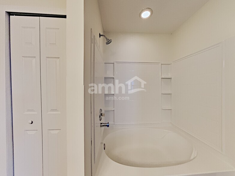 Building Photo - 3509 Juneberry Way