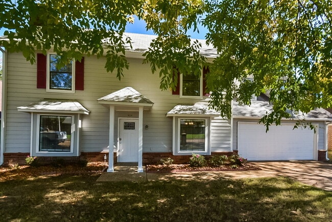 Building Photo - 2464 Green Glen Dr