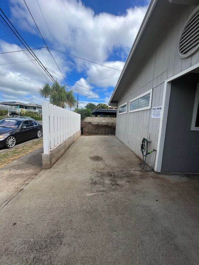 Building Photo - o7518hr