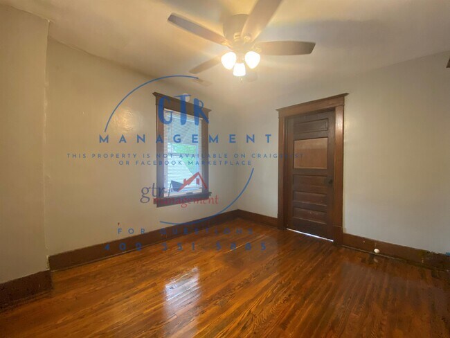 Building Photo - 6113 N 24th St