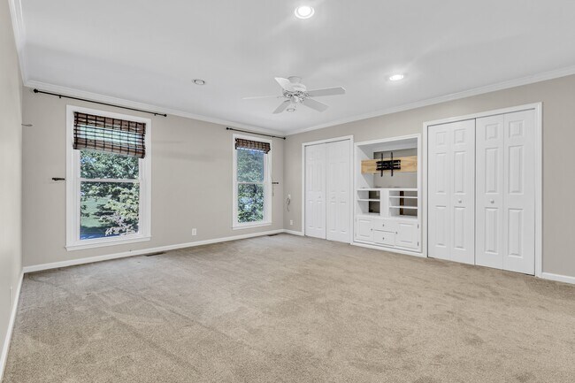 Building Photo - 1105 Chelsey Ct