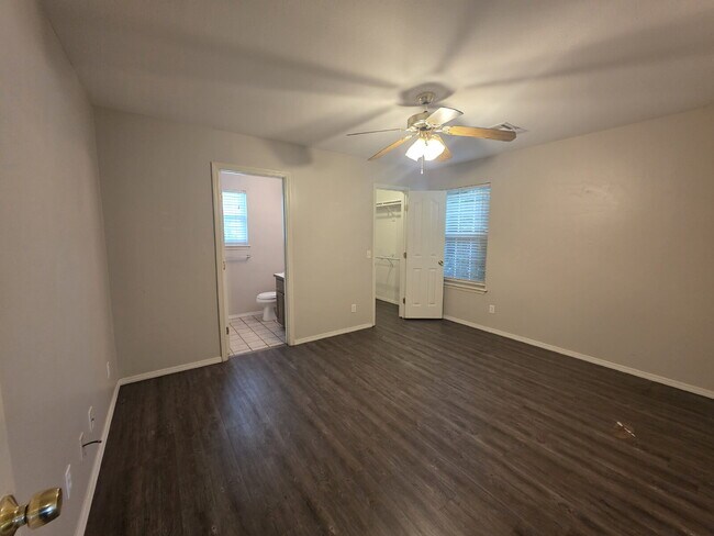 Building Photo - 38 Burnett Cir