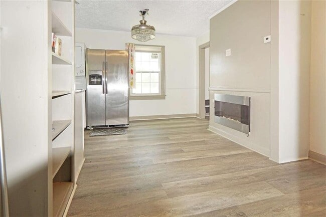 Building Photo - 5024 Park Ave