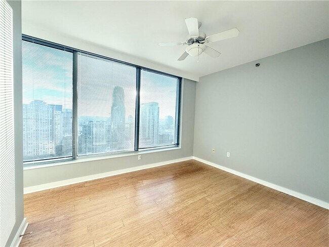 Building Photo - 3338 Peachtree Rd NE