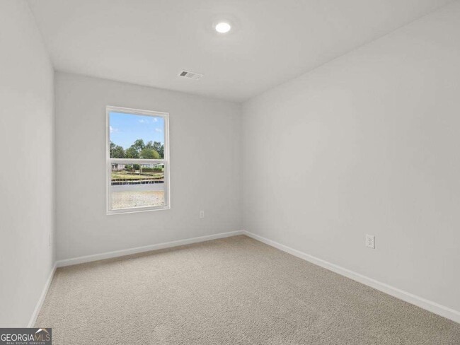 Building Photo - 5976 Skylar Dr