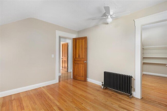 Building Photo - 3461 Kingstown Rd