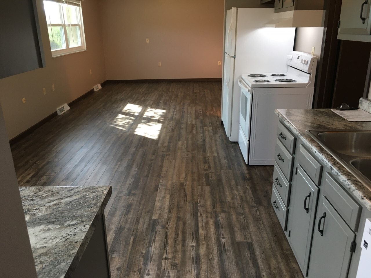 Kitchen - 7421 Sharon-Mercer Rd