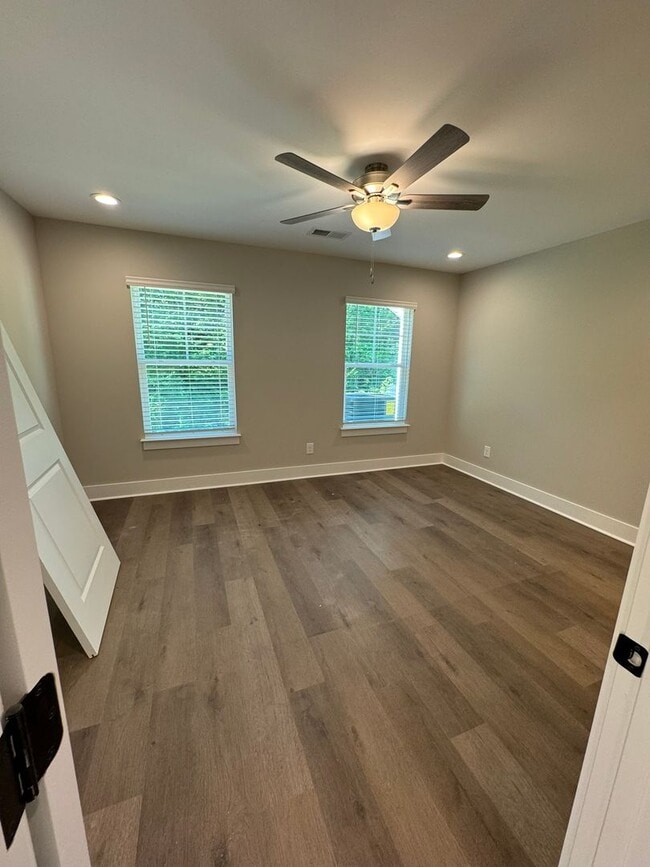 Building Photo - 145 Brawley Ave