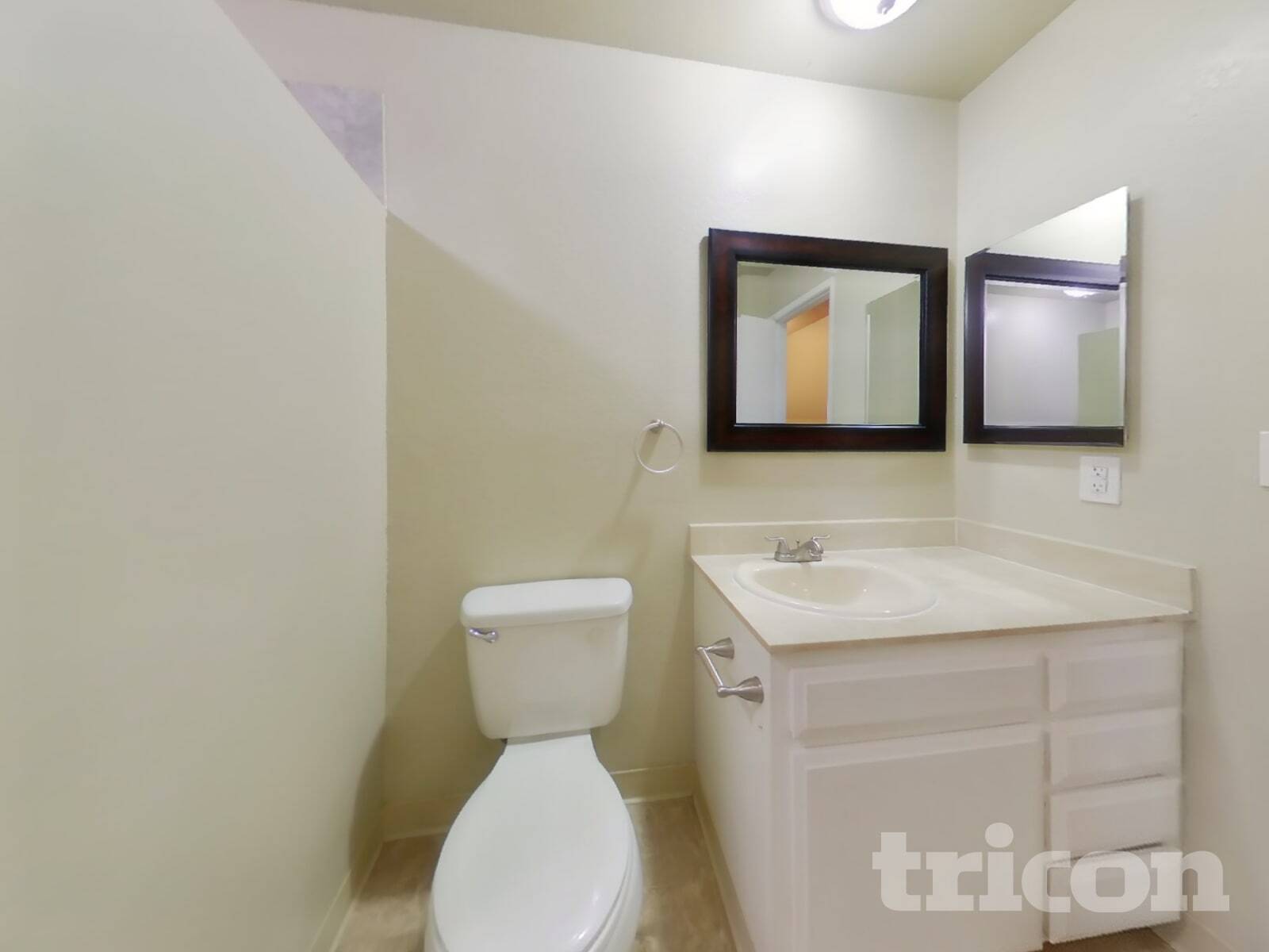 Building Photo - 1104 Waxwing Ln