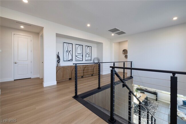 Building Photo - 7077 LaGrange Point St
