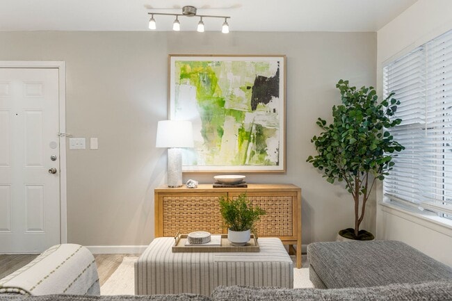 Interior Photo - The Overlook