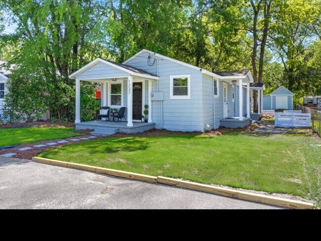 Building Photo - 3 Bedroom Single Family Home in Hanahan