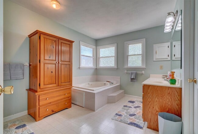 Building Photo - 4508 Medford Ct
