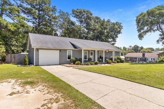 Building Photo - The Brookshire Home