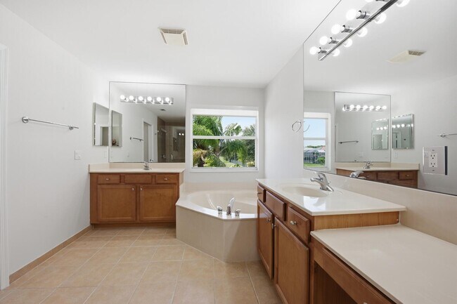 Building Photo - 8895 Chestnut Ridge Way