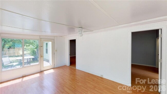 Building Photo - 13906 Glendevon Ct