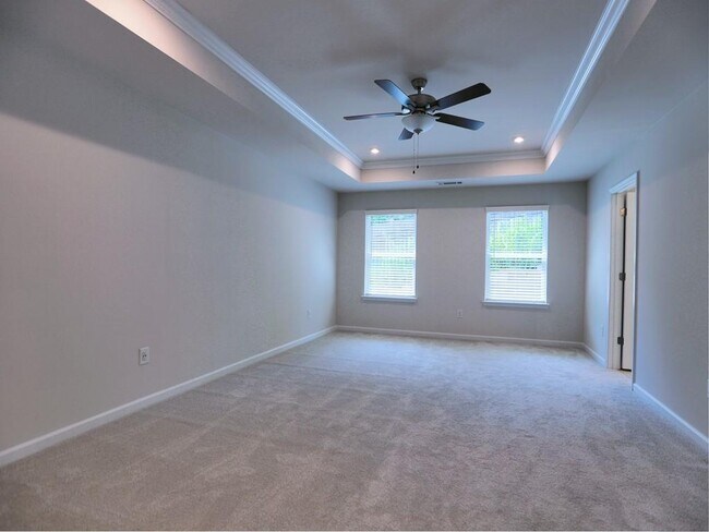 Building Photo - 710 Smokey Quartz Wy