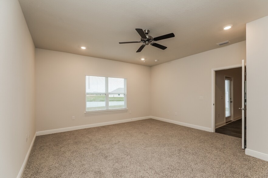 Building Photo - 428 Eagle Lake Wy