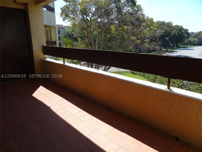 Building Photo - 8850 SW 123rd Ct