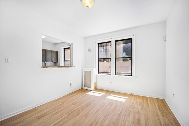 Building Photo - 429 Fairmount Ave