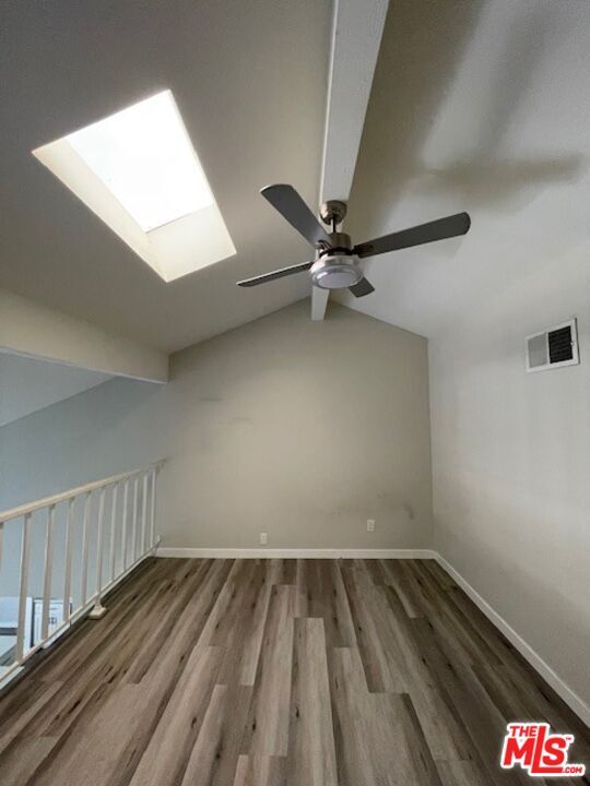 Building Photo - 923 Lotus Cir