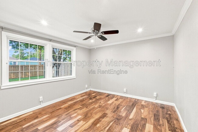 Building Photo - 1770 W Beekman Pl