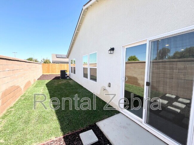 Building Photo - 4063 Cinnabar Ct