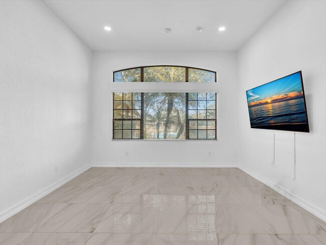 Building Photo - 3530 NW 87th Ave