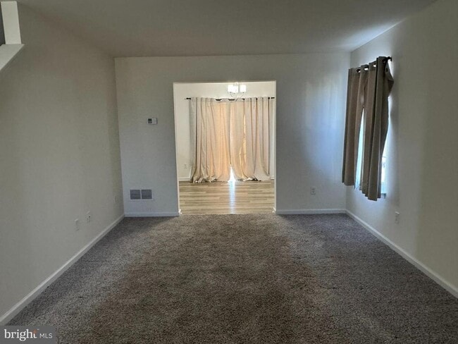 Building Photo - 267 Doylestown