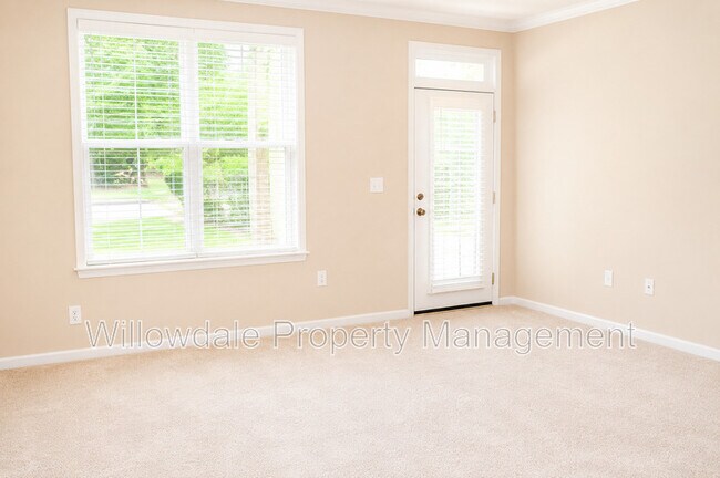 Building Photo - 204 Savannah Ridge Rd