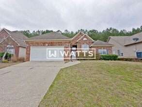 Building Photo - Stunning 3-Bed, 2-Bath Forest Lakes Home in Chelsea