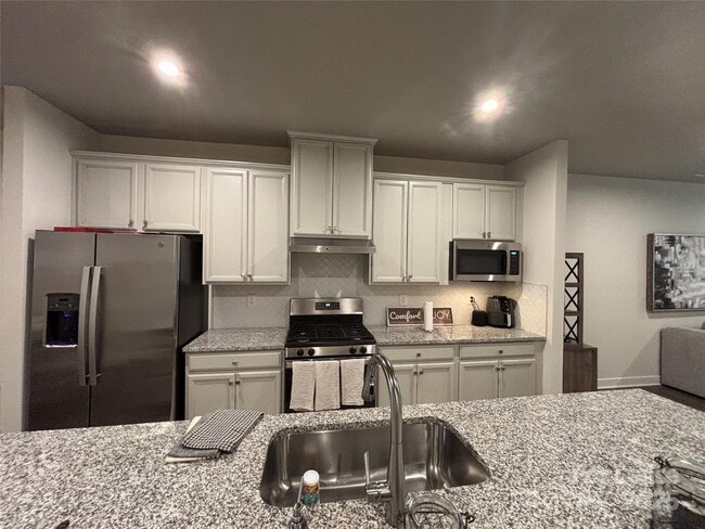 Building Photo - 6341 Ashton Pk Dr