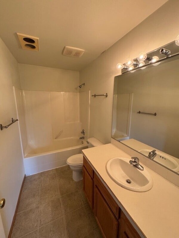 Building Photo - 4721 Bedford Ave