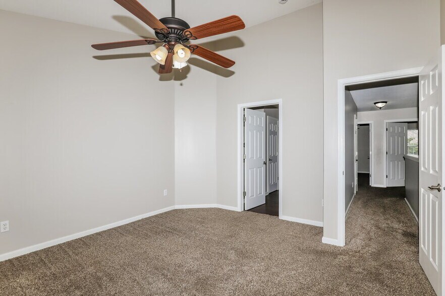 Building Photo - 5236 Choctaw Ridge Way