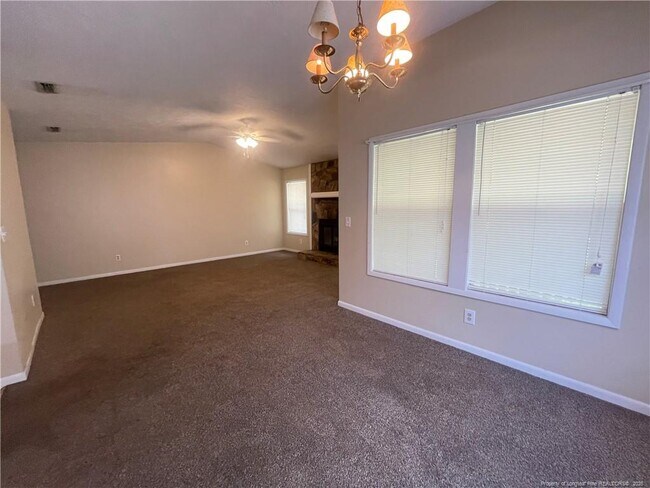 Building Photo - 1000 Wood Creek Dr