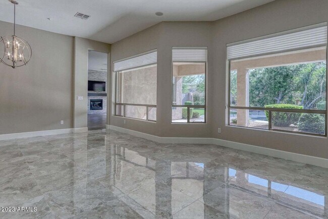 Building Photo - 7553 E Buteo Dr