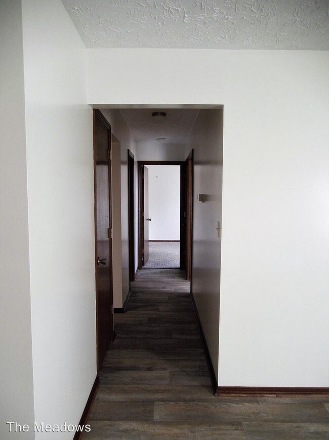 Building Photo - 1501 Meadow Trace Dr
