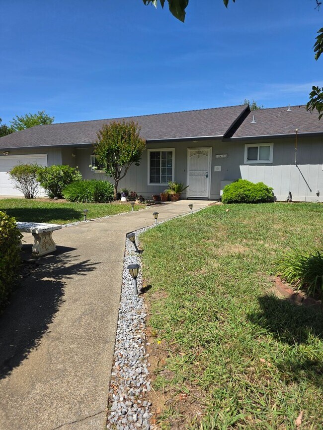 Building Photo - **$500 OFF FIRST MO RENT**4BR/3BA with PRIVATE IN-LAW SUITE / SECOND LIVING SET-UP