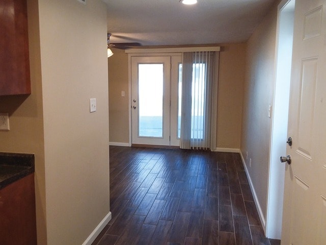 Building Photo - 303 N Washington St