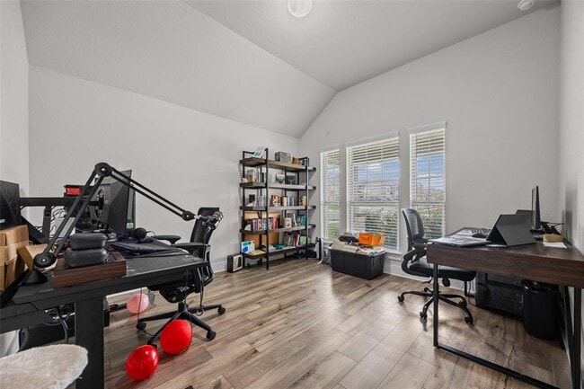 Building Photo - 627 Biscayne Bay Bend
